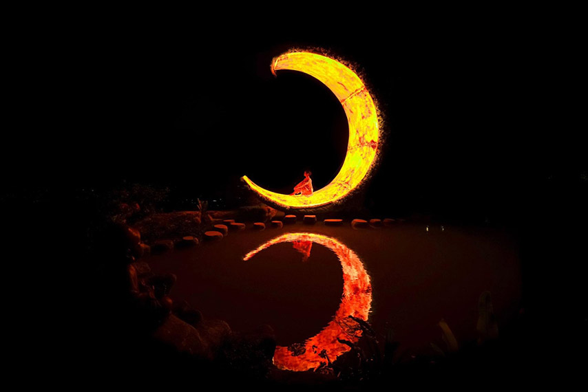 Tiểu cảnh Yến Nguyệt lung linh trước ánh đèn vàng ấm áp