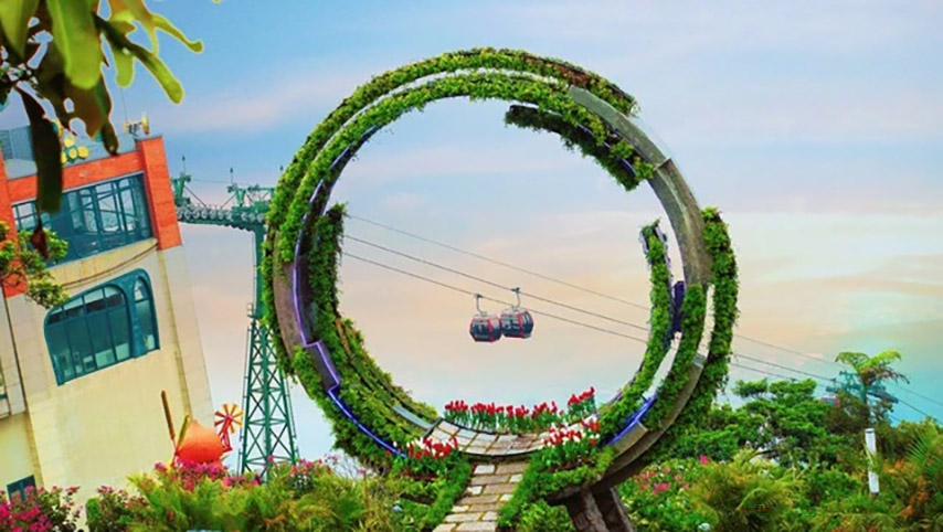 Hình ảnh cổng trời như một thấu kính khổng lồ