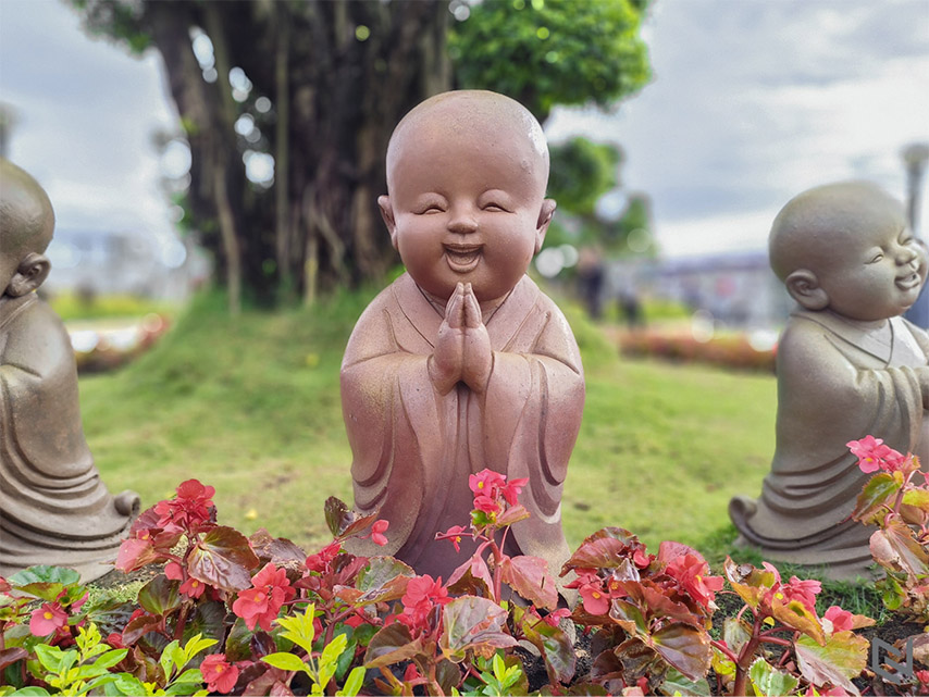 Tiểu cảnh tượng Phật tại nhà ga Tâm An